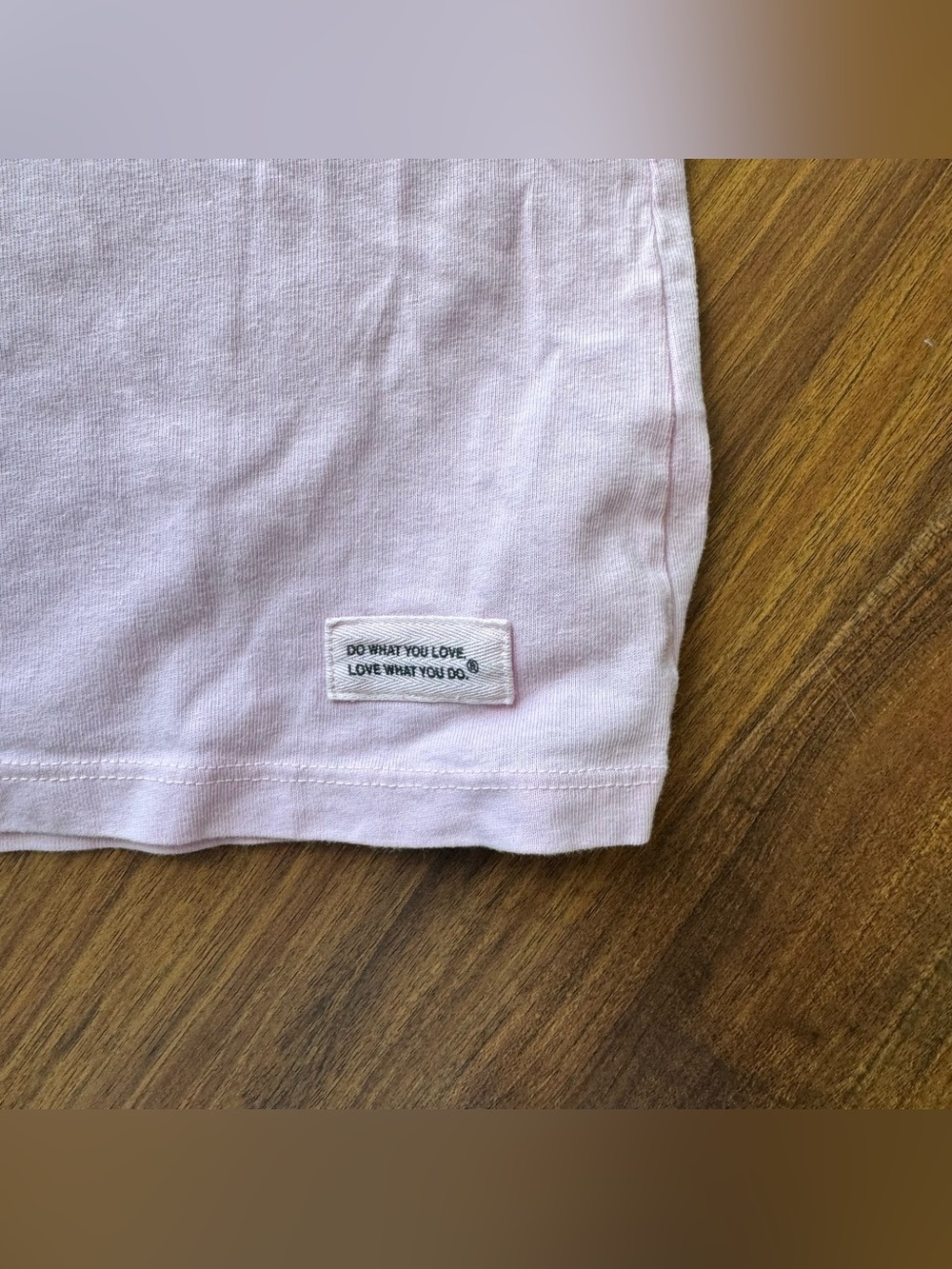 Life Is Good Women's Scattered Hearts Short Sleeve Tee - Picture 4 of 7